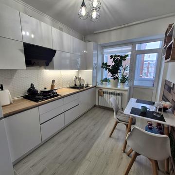 Євгена Коновальця вул., 86-A