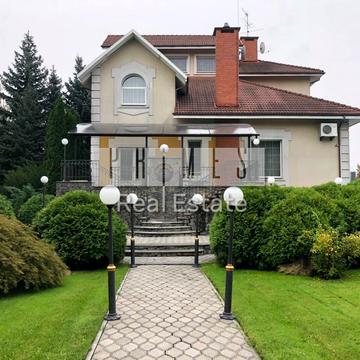 Золотоворітська вул.