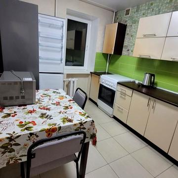 Академіка Корольова вул., 48/1