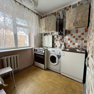 Василя Порика вул., 5