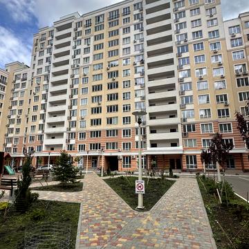 Садова вул., 4