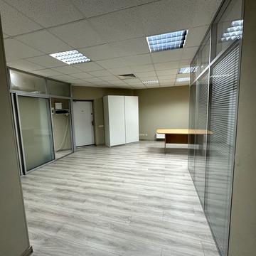 Дніпровська набережна вул., 26-Ж