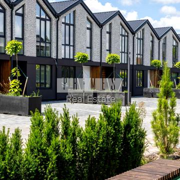 Лісова вул.