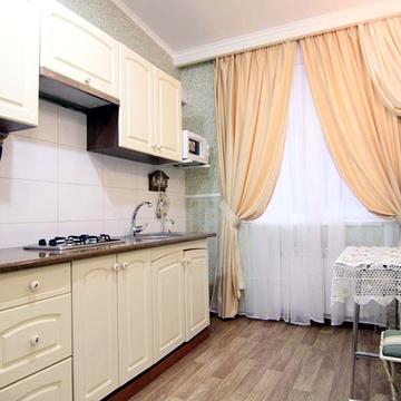 Преображенська вул., 23