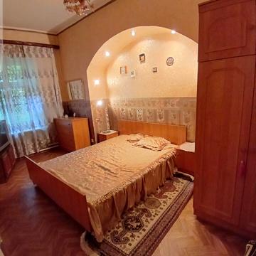 Єлисаветградський пров., 4