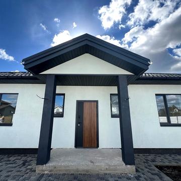 Розкішна вул.