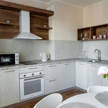 Балтійський пров., 5