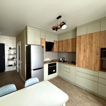 Кадетський Гай вул., 10