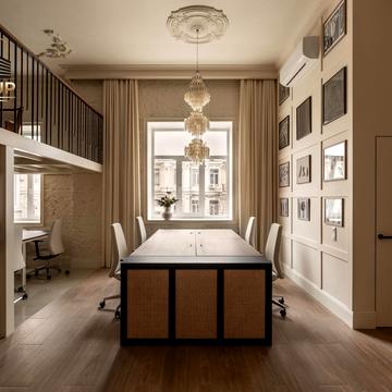 Саксаганського вул., 33