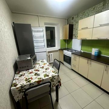 Академіка Корольова вул., 48/1