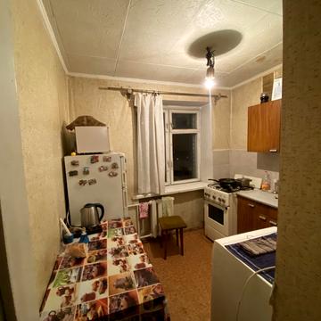 Боднарська вул., 16