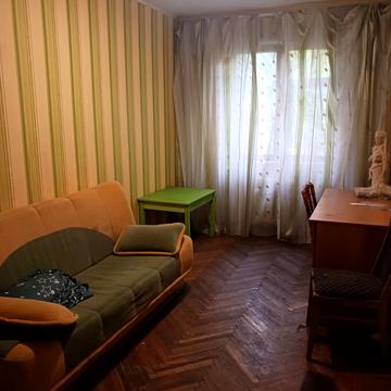 Сонячна вул., 5