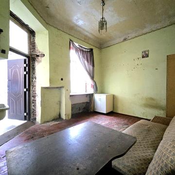 Крехівська вул., 5