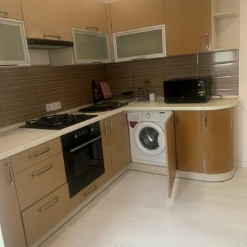 Євгена Чикаленка вул., 59е