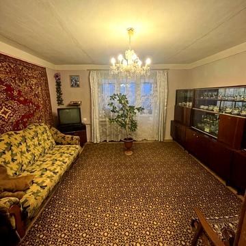 Медової Печери вул. (), 57