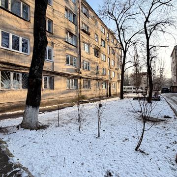 Героїв Крут вул. (Валентини Терешкової), 30