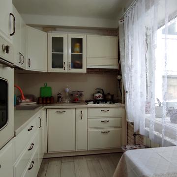 Привокзальна вул., 8