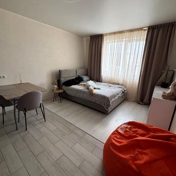 Новомостицька вул., 15