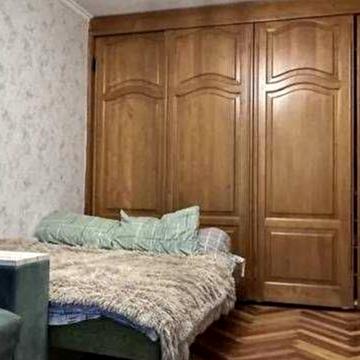 Любомира Гузара просп. (Космонавта Комарова), 30/28