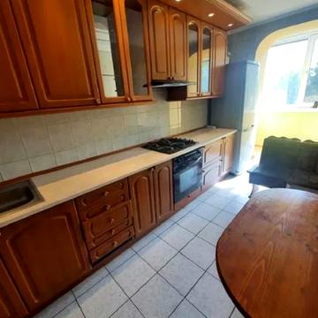 Адміральський просп. (Патріса Лумумби), 1в