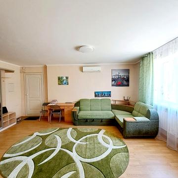 Андрія Малишка вул., 19-А