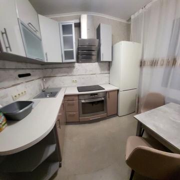 Юрія Іллєнка вул. (Мельникова), 9