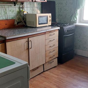 Борщагівська вул., 8