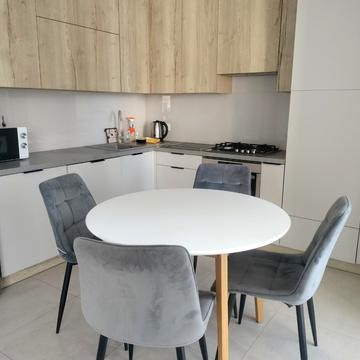 Володимира Янева вул., 27