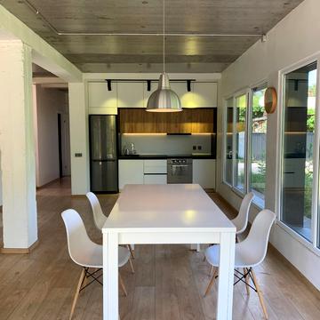 Синьоозерна вул.