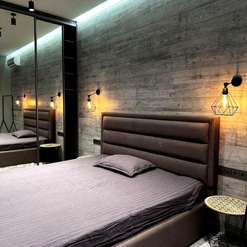 Академіка Філатова вул., 2/1