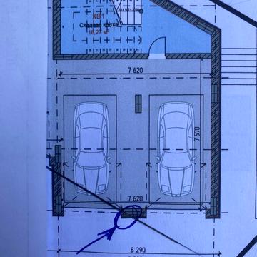 Запорізька вул., 12