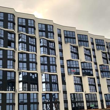 Героїв Миколаєва вул., (Будинок 5)