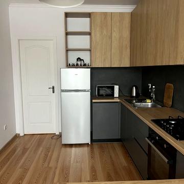 Авраама Лінкольна вул. (Димитрова), 10