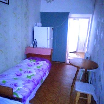 Манежна вул., 26