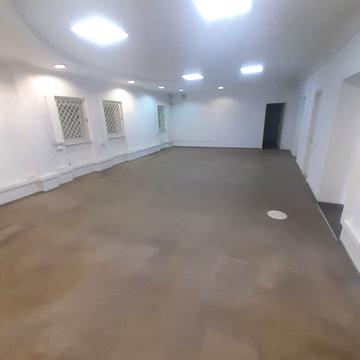 Михайла Грушевського вул., 11