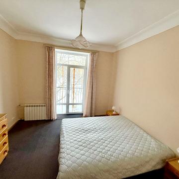 Ділова вул. (Димитрова), 6