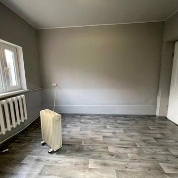 Грушевського, 1а