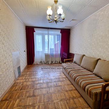 Олександра Попова вул., 12