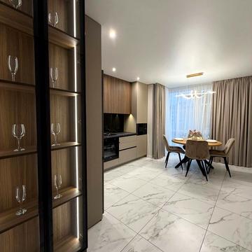 Степана Бандери вул., 77-Б