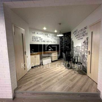 Лісова вул., 4-З