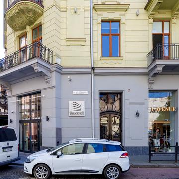 Миколи Вороного вул., 3