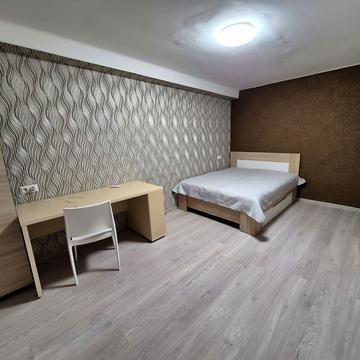 Соломянська вул., 14