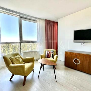 Коломийський пров., 17/31а