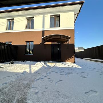 Вишнева вул.