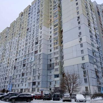 Олександри Екстер вул. (Марини Цвєтаєвої), 3