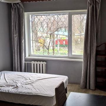 Миропільська вул., 3