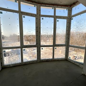 Патріотів вул., (Будинок 8)