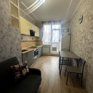 Перлинна вул., 3