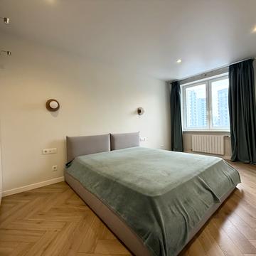 Феодосійський пров., 12