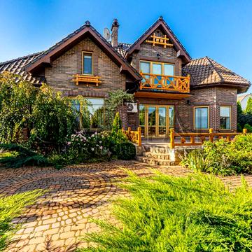 Бориспільський